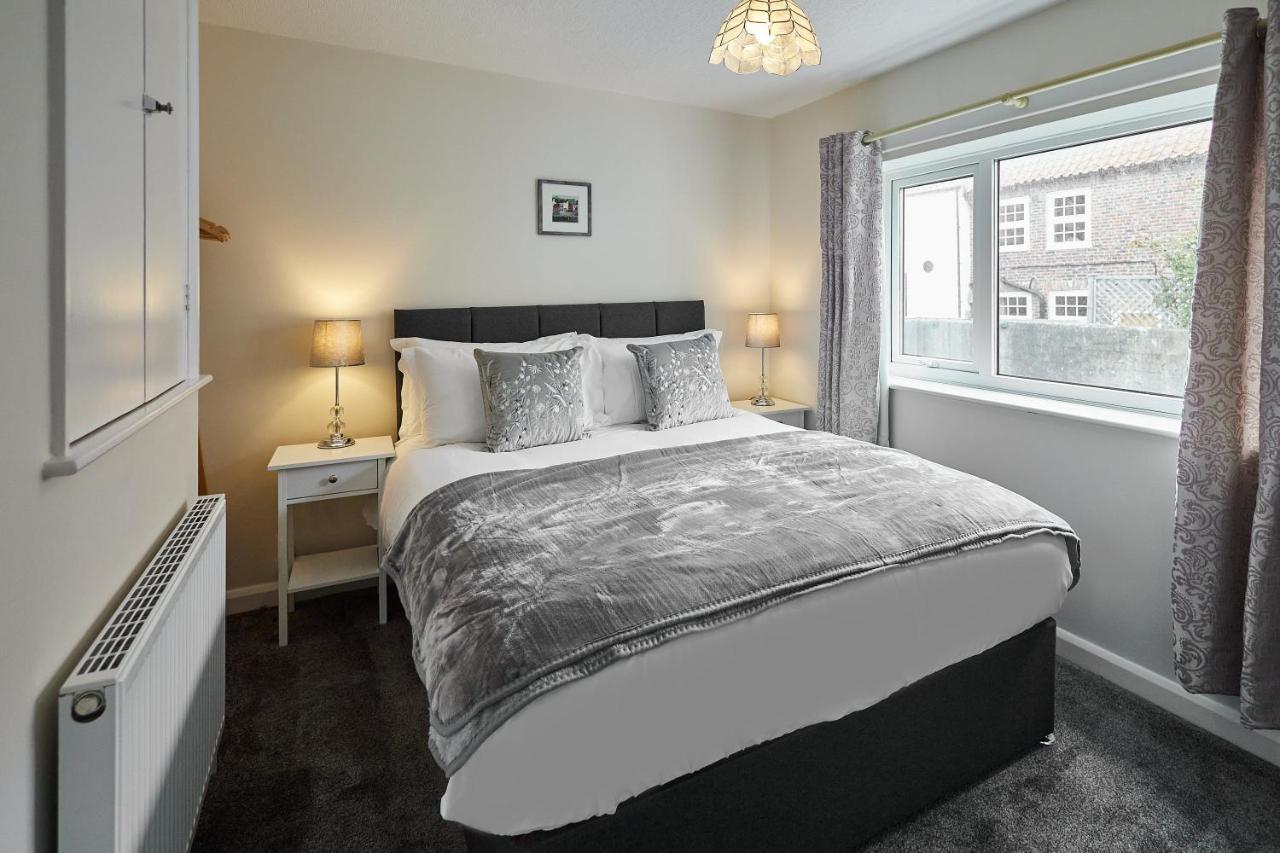 Host & Stay - Greens Yard House Whitby Esterno foto
